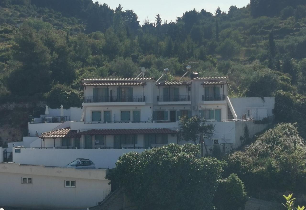 Pension Anna Patitírion Buitenkant foto